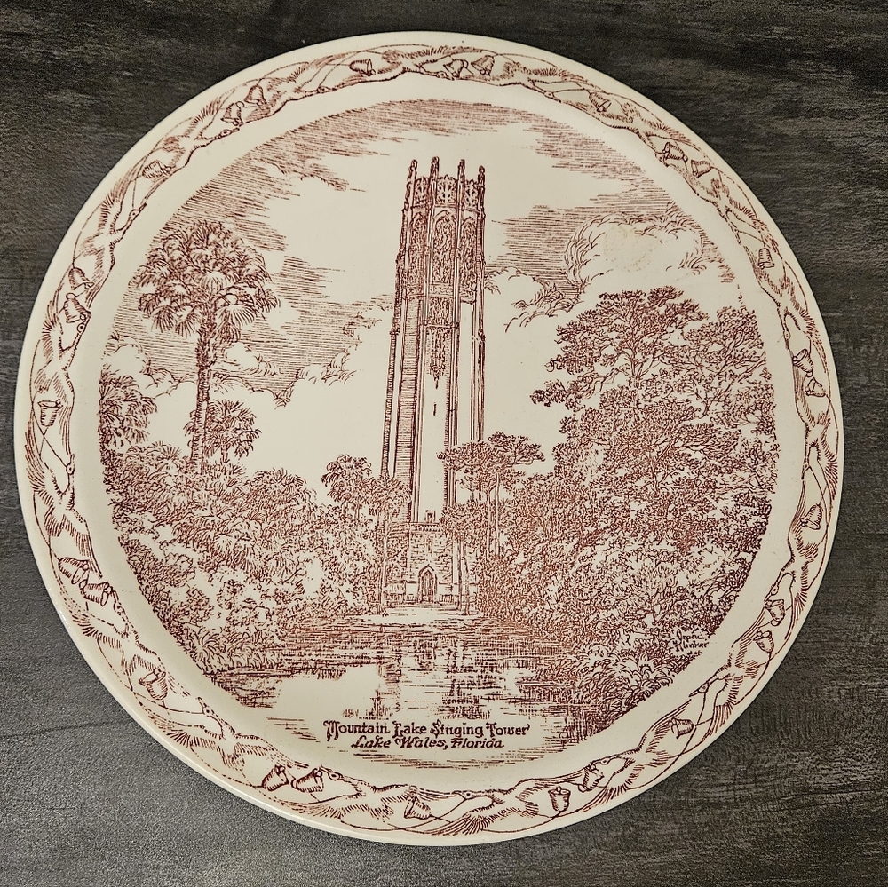 Florida Souvenir State Plate ft. Mountain Lake Singing Tower- Lake Wales, Fl